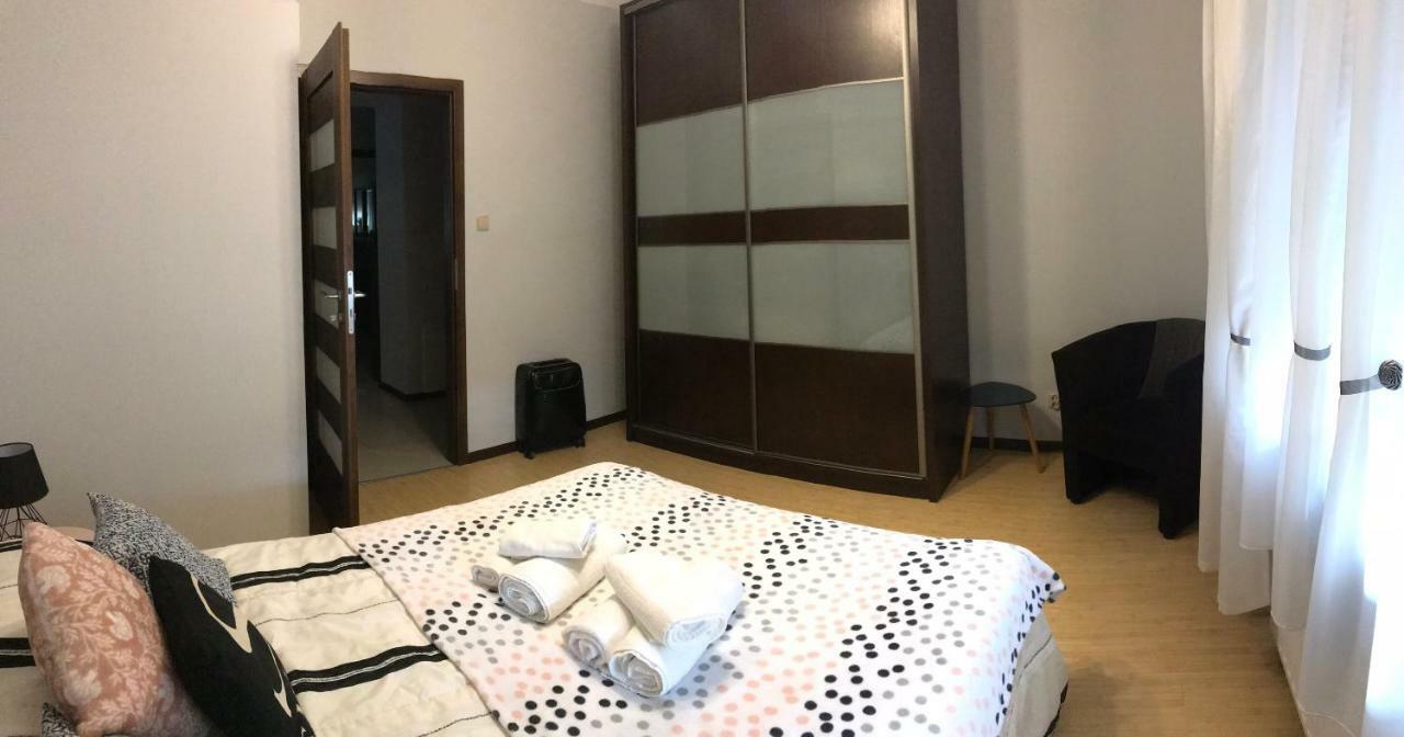 Apartment Family Cracóvia Exterior foto